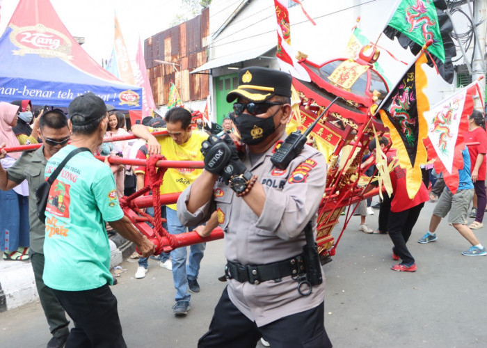 Begini Kemeriahan Kirab Toa Pe Kong Perayaan Sejit Kongco Ceng Gwan Cing Kun di Tegal