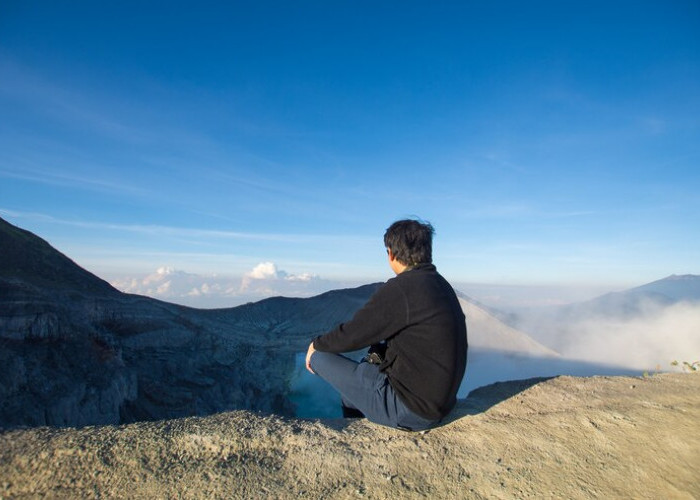 Segudang Mitos tentang Pendakian Gunung yang Dipercaya di Indonesia