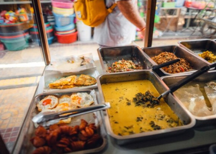 5 Tempat Kuliner Populer Dekat Alun-alun Pekalongan 