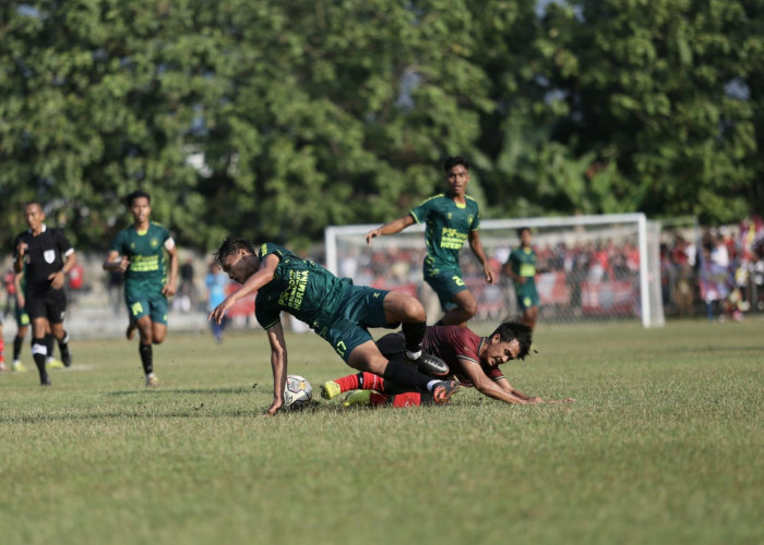 Uji Coba di Stadion Tri Sanja Slawi, Persekat Menahan Imbang Tim PSCS Cilacap 