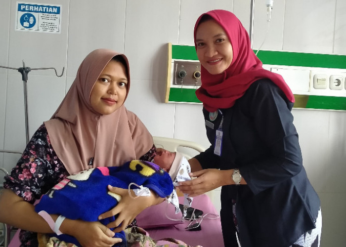 Cerita Ibu Muda di Brebes yang Lahiran Tepat di Hari Jadi Brebes