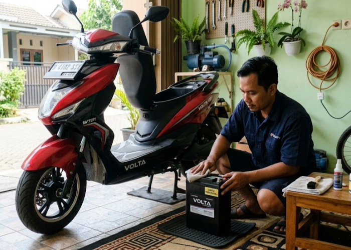 Tanpe ke Bengkel! 12 Rahasia Baterai Motor Listrik Subsidi Tetap Awet, Cukup Lakukan Perawatan Ini di Rumah