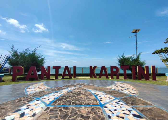 Gak Usah ke Bali, Ini 10 Pantai di Jepara dengan Sunset Romantis untuk Liburan Berdua