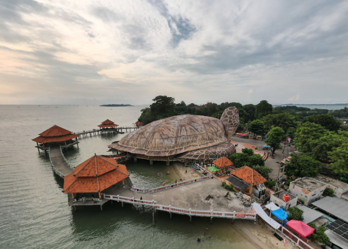 Keindahan 5 Pantai Pesisir Utara Jawa Tengah, dari Semarang hingga Tegal
