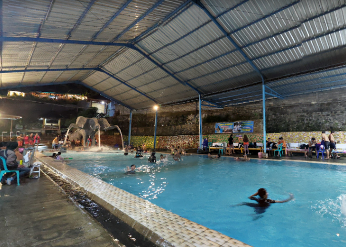 4 Kolam Air Panas Alami di Magelang yang Buka 24 Jam