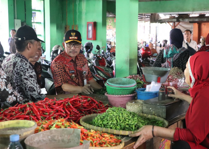 Harga Naik, Pj Bupati Pastikan Stok Beras di Brebes Aman