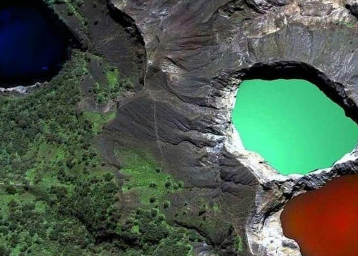 Menelisik Kampung Arwah dalam Mitos Danau Kelimutu di NTT