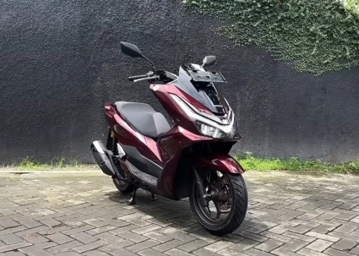 4 Alasan Ini Bikin Honda PCX 160 Jadi Skutik Premium Incaran Para Kaula Muda di 2025