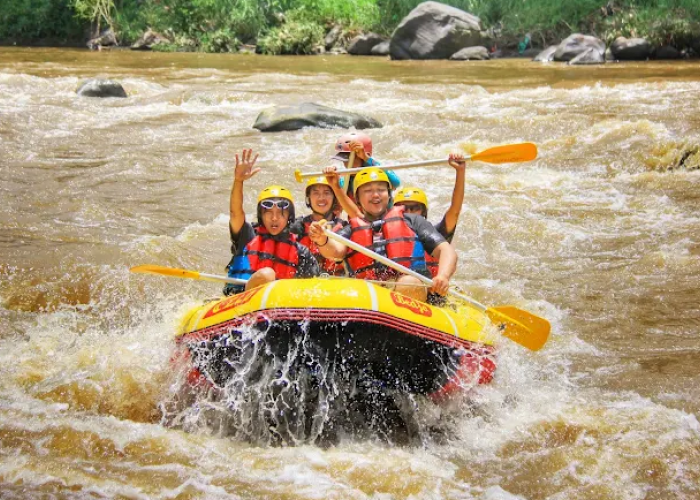 Sensasi Rafting Sungai Elo Magelang, Seru, Aman, dan Penuh Keindahan