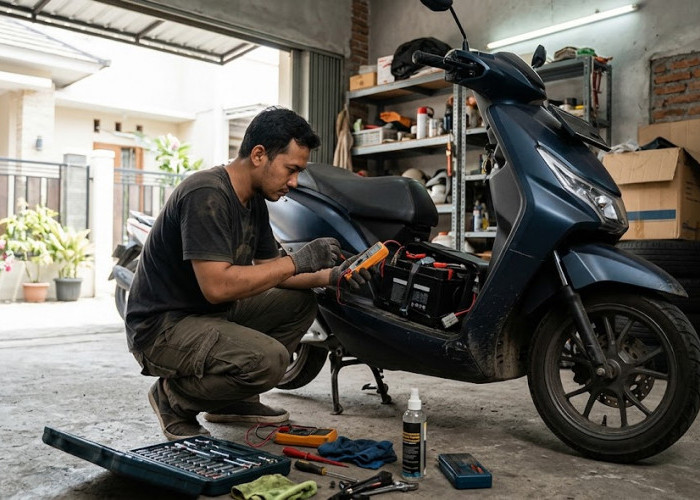 10 Tips Merawat Baterai Motor Listrik Tanam agar Awet sampai Tahunan
