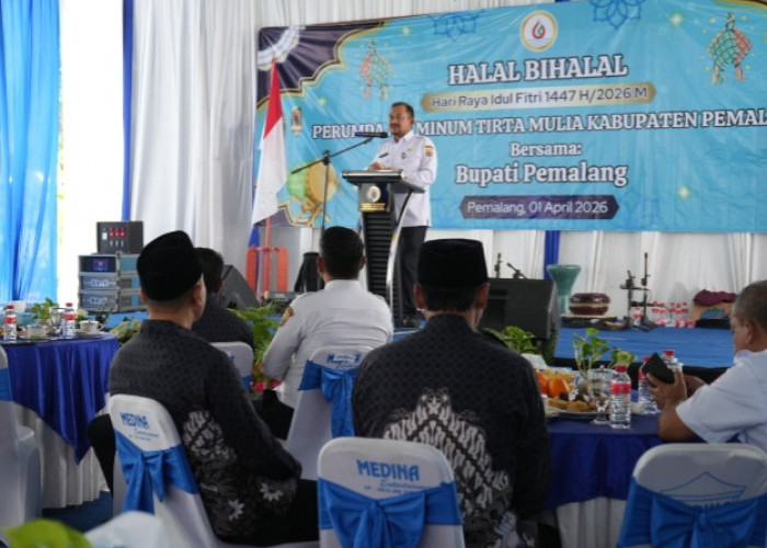 Hadir di Halalbihalal PDAM Tirta Mulia Pemalang, Bupati Sampaikan Hal Ini