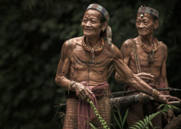 Seni Rajah Tertua: Mengenal Tato Suku Mentawai di Sumatra Barat