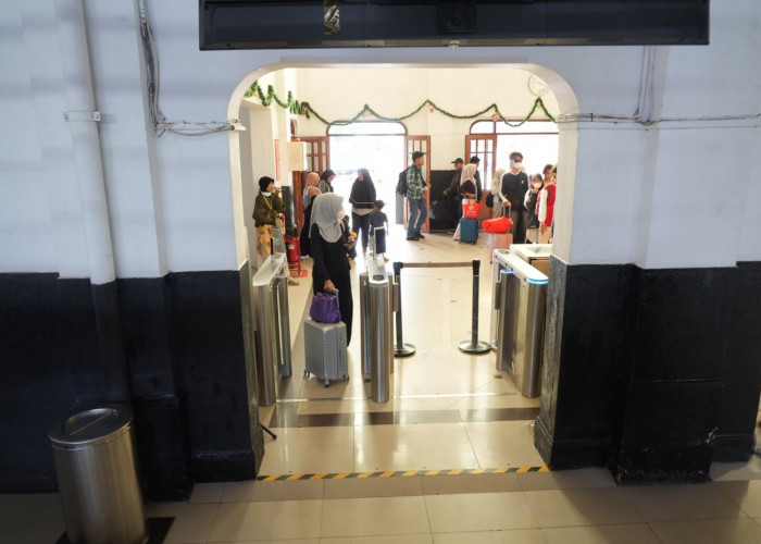 Liburan Tahun Baru Belum Usai, Tiket Kereta dari Stasiun Tegal dan Semarang Masih Tersedia