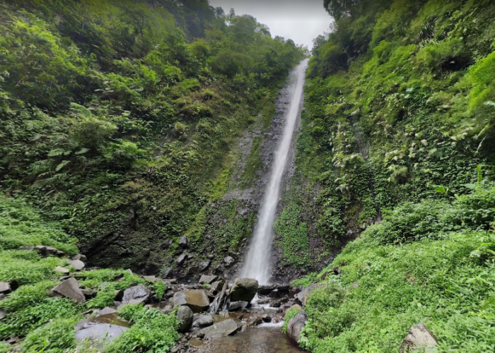 10 Wisata Air Murah di Banjarnegara 2025, dari Curug sampai Kolam Renang