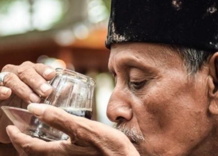 Kenapa Mayoritas Masyarakat Indonesia Doyan Minum Kopi? Terutama Kopi Hitam? Berikut Alasannya