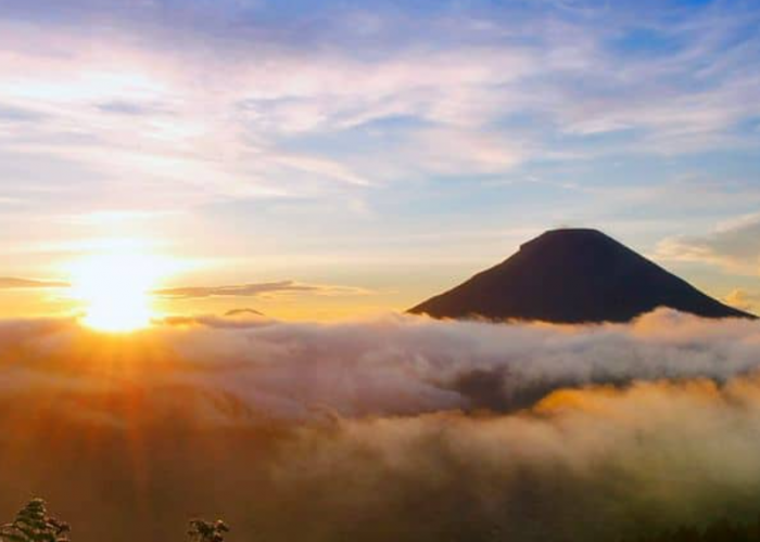 5 Wisata View Sunset di Jawa Tengah yang Bikin Takjub, Dijamin Liburanmu Makin Berkesan!