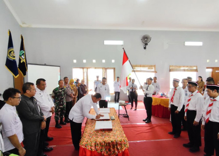 3 Napiter Ucap Janji Setia NKRI dari Balik Jeruji, Cium Merah Putih dan Teken Ikrar di Lapas Slawi Tegal