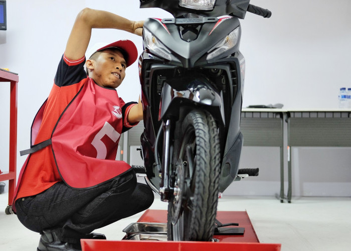 Kereeen, 3 Teknisi Sepeda Motor Honda Indonesia Siap Adu Skill di Kompetisi Tingkat Dunia