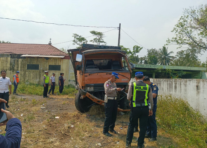 Polisi Gelar Ramp Check Selidiki Kasus Kecelakaan Beruntun di Flyover Kretek Brebes