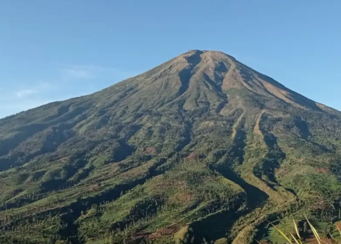 5 Mitos Gunung Sindoro yang Berkaitan dengan Gunung Sumbing