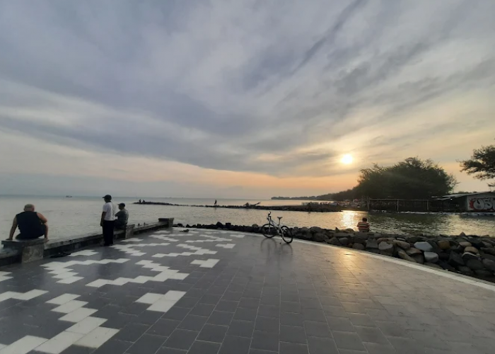 Menakjubkan! Inilah 4 Pantai Pantura dengan Pemandangan Sunrise Paling Mempesona