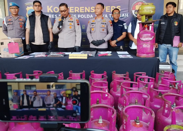 Diduga Ngoplos Gas LPG Bersubsidi di Sekolah, Oknum Kepsek di Brebes Diamankan Polisi 