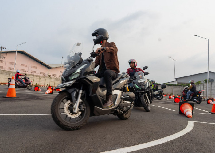 Keseruan Komunitas Honda ADV160 Tembus Misteri Alam Jawa Tengah