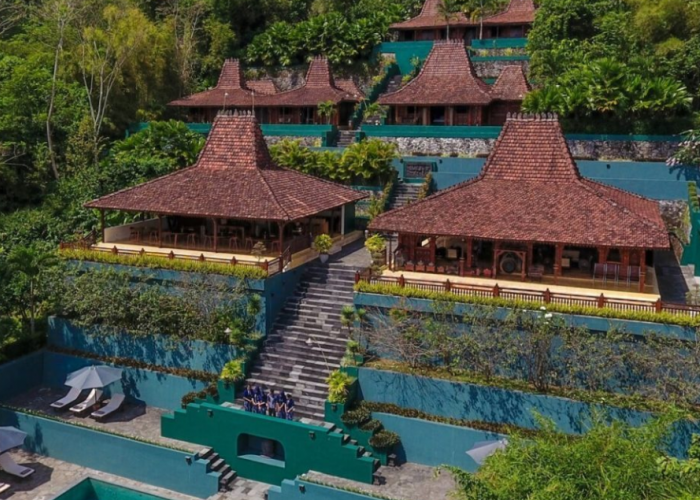 Rekomendasi Resort Mewah di Magelang dengan View Candi Borobudur dan Private Balcony