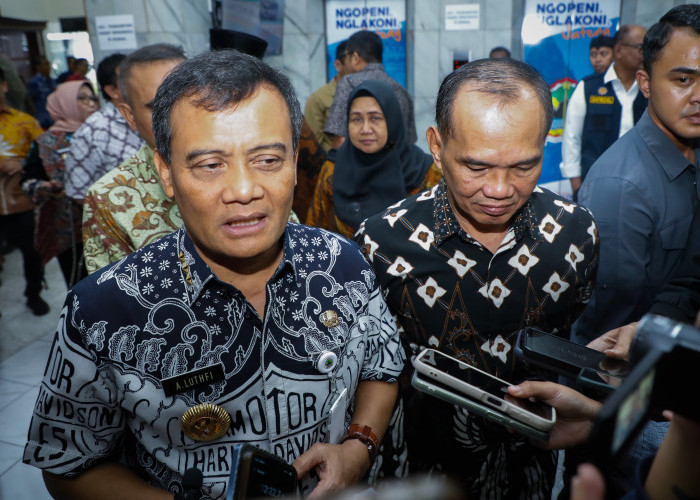 Minta Tak Ada Kenaikan Tunjangan, Gubernur Jateng Kumpulkan Bupati, Wali Kota dan Ketua DPRD