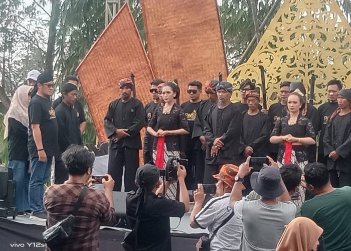 Festival Wong Gunung Pemalang 2023, 7 Pendekar Jalan Kaki 3 Km Lakukan Ritual Pengambilan Banyu Penguripan
