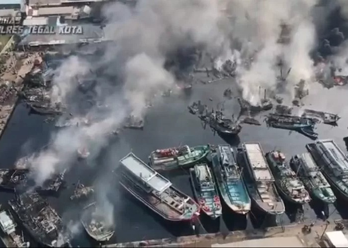 Dua Kebakaran Terburuk di Kota Tegal, 6 Orang Tewas dan 63 Kapal Nelayan Hangus