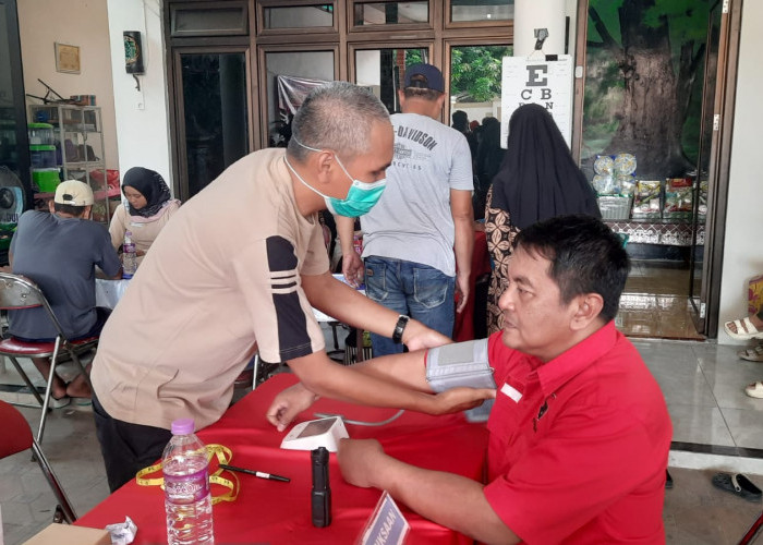 Ketua DPRD Kota Tegal Ikuti Cek Kesehatan Gratis di Tegal Barat
