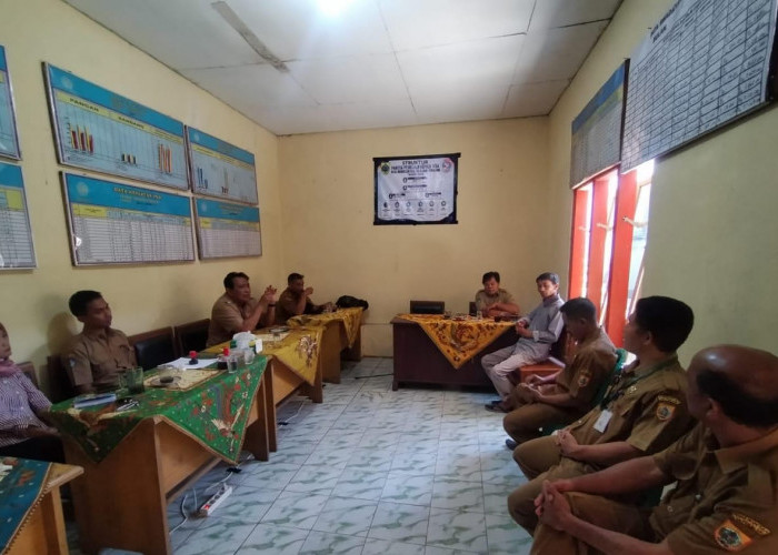 Pastikan Pilkades Berjalan Lancar, Camat Belik Monitoring Kesiapan Panitia