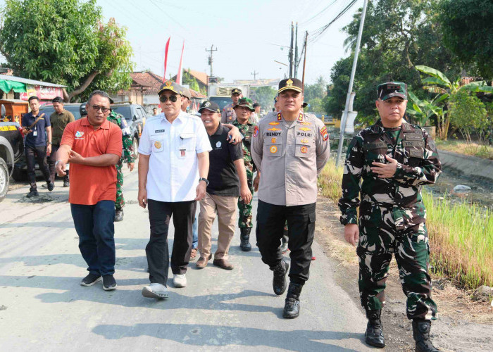 Antisipasi Banjir, Kali di Pemalang Dinormalisasi Pemkab bersama TNI-Polri