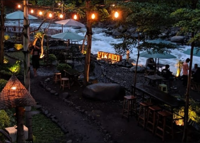 Suasananya Adem, Yuk Nongkrong di Cafe di Pemalang yang Dekat Pegunungan Ini!