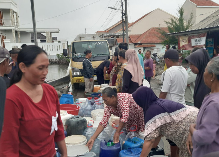Krisis Air Bersih di Tegal Masih Terjadi, Ketua DPRD Kucurkan Bantuan