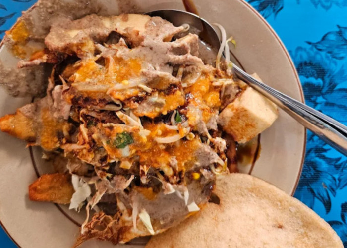 Lezat dan Legendaris! Ini 4 Kuliner Simpang Lima Semarang yang Tak Pernah Sepi Pengunjung