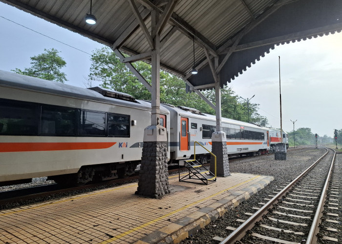 Insiden Bekasi Timur Sebabkan 198 Penumpang Kereta Api di Jateng Batalkan Tiket