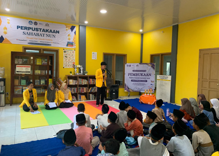 Gerakan Literasi Masjid: Tim PPG PPKn UPS Tegal Gelar Lomba Teka Teki Silang di Masjid Nur Aisyah