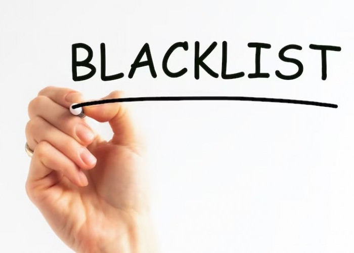 6 Hal yang Bisa Membuat Anda di Blacklist Pinjol, Nomor 5 Ini Paling Sering Dilakukan