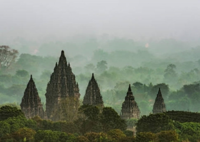 5 Myths of the Prambanan Temple: From Mysterious Lights to Birds with Human Heads