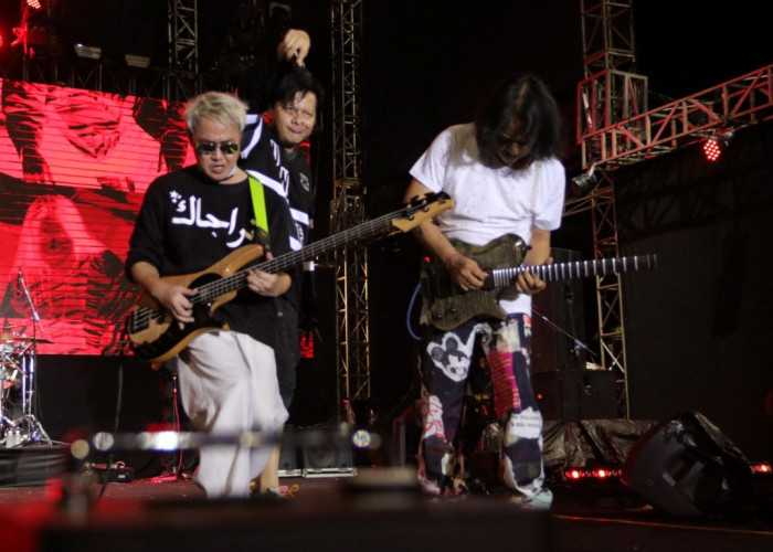 Hadirkan Band Gigi, Amazing Tegal Malam Peduli Negeri Kumpulkan Donasi Rp1,1 M untuk Sumatera