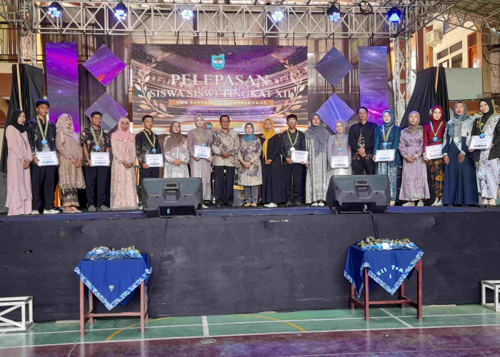 Pelepasan 555 Siswa SMK Satya Praja 2 Petarukan Pemalang, Puluhan Anak Sudah Diterima Kerja