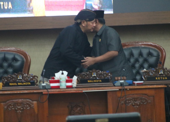 Walikota Tegal Dedy Yon Berpamitan Usai Ketua DPRD Umumkan Pemberhentiannya