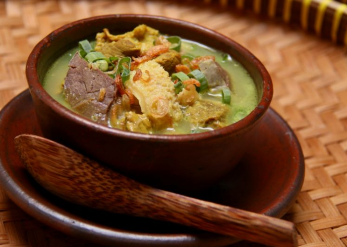 Hati-Hati Ketagihan! Berikut 4 Rekomendasi Tempat Makan Empal Gentong di Purwokerto