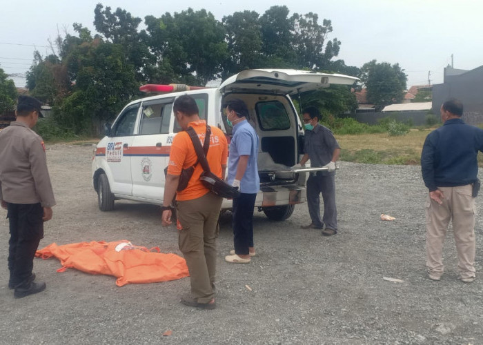 Wanita Tanpa Identitas Ditemukan Tewas Tertabrak Kereta di Tegal Selatan