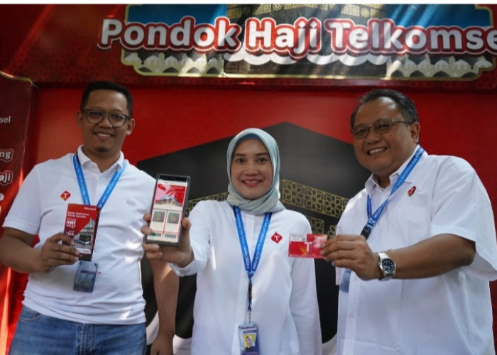 Posko Layanan Haji Telkomsel Bikin Silaturahmi Jemaah Haji Indonesia Kian Lancar