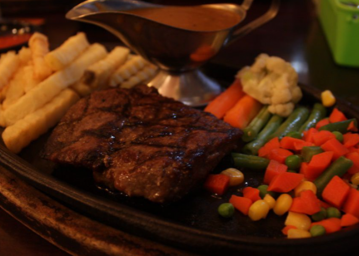 5 Rekomendasi Tempat Makan Steak di Banyumas dan Purwokerto yang Wajib Kamu Datangi!