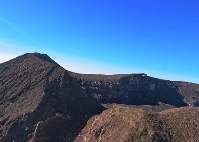 5 Persiapan Hiking ke Gunung Slamet dan Rute Ramah untuk Pemula