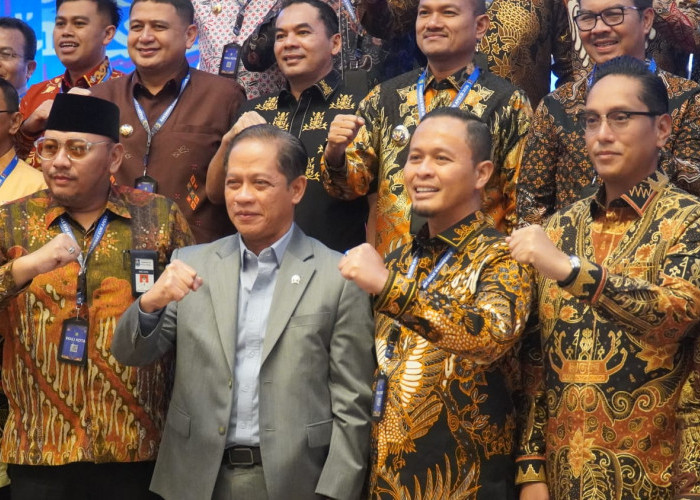 Sinergi dari Medan: Wali Kota Tegal Dorong Pembangunan Kota Tangguh di Rakernas APEKSI XVIII